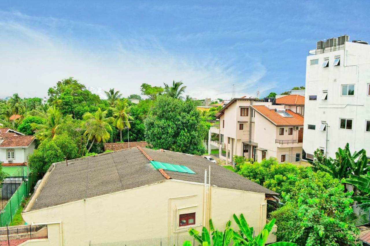 Furnished Apartment At Colombo Suburbs Nawala Rajagiriya Exterior foto