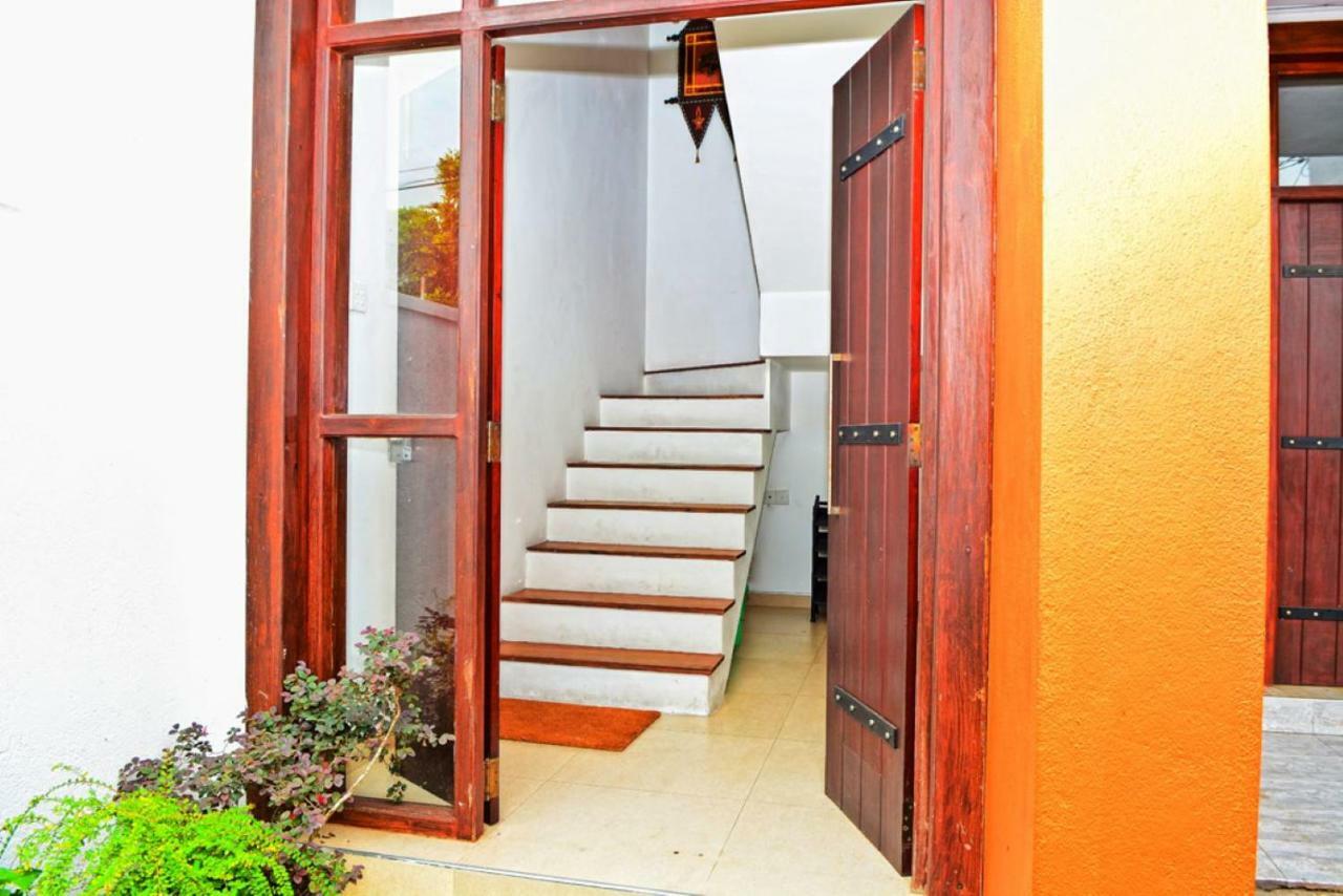 Furnished Apartment At Colombo Suburbs Nawala Rajagiriya Exterior foto